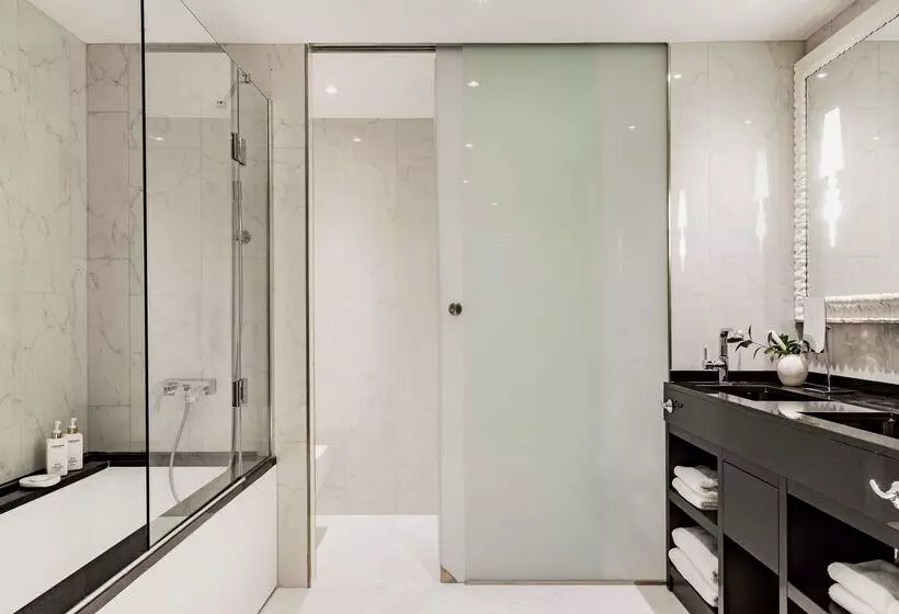 Colón Gran Meliá The Leading Hotels Of The World