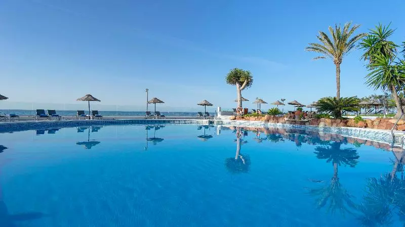 Отель Estival Torrequebrada