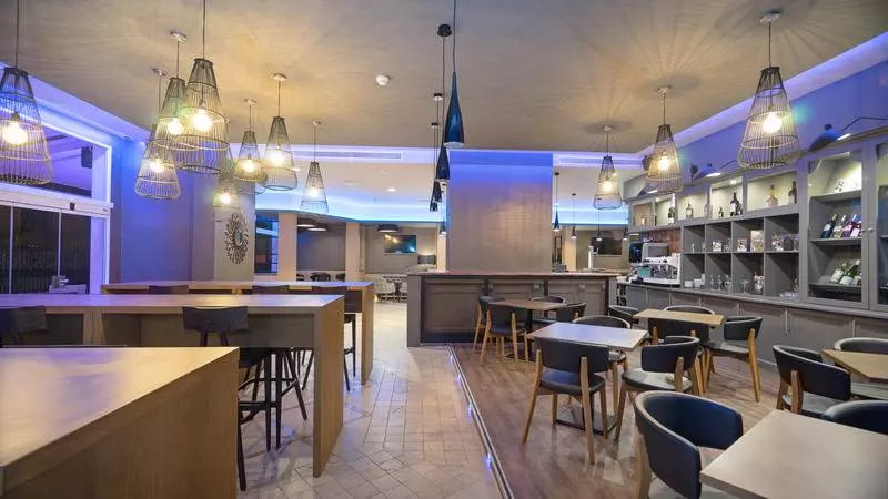 Отель Estival Torrequebrada