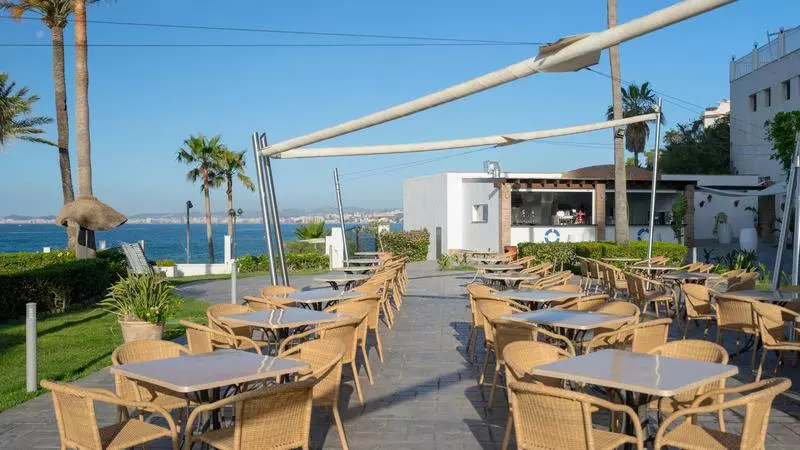 Отель Estival Torrequebrada