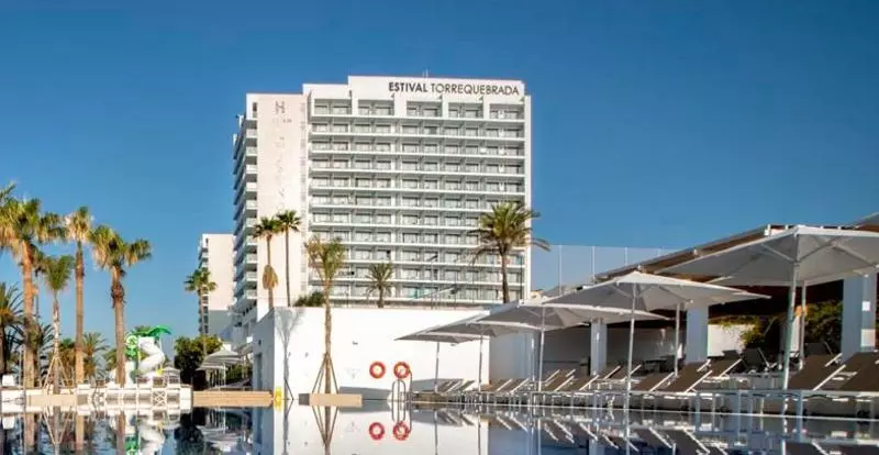 Отель Estival Torrequebrada