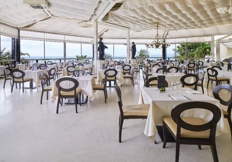 Отель Estival Torrequebrada