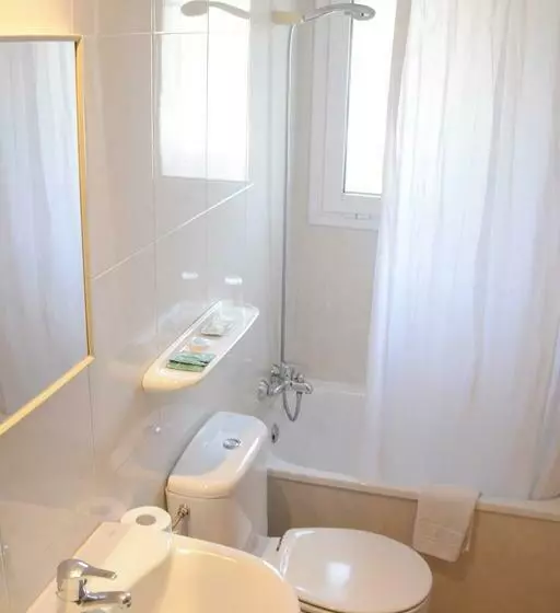 Отель Europa De Figueres