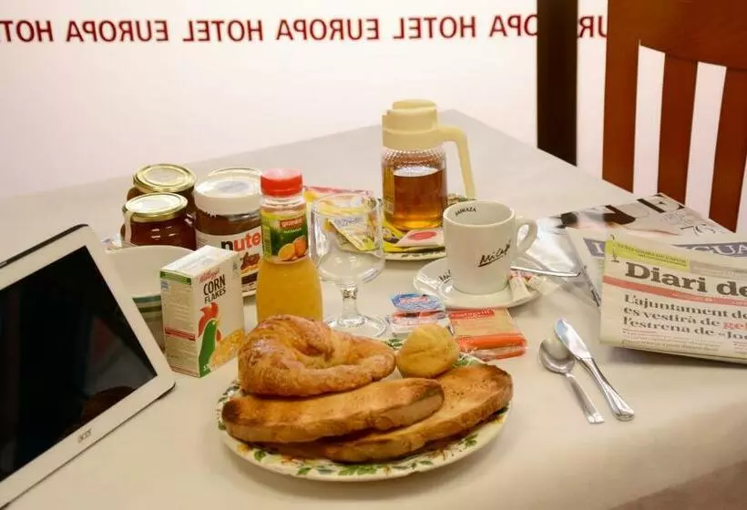 Отель Europa De Figueres