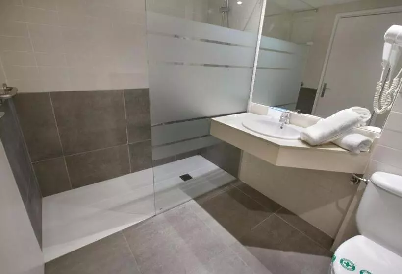 هتل Gran Garbi & Aquasplash