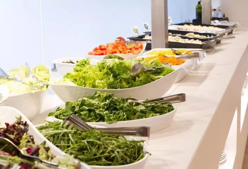 هتل Gran Garbi & Aquasplash