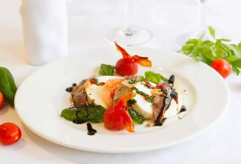 هتل Gran Garbi & Aquasplash