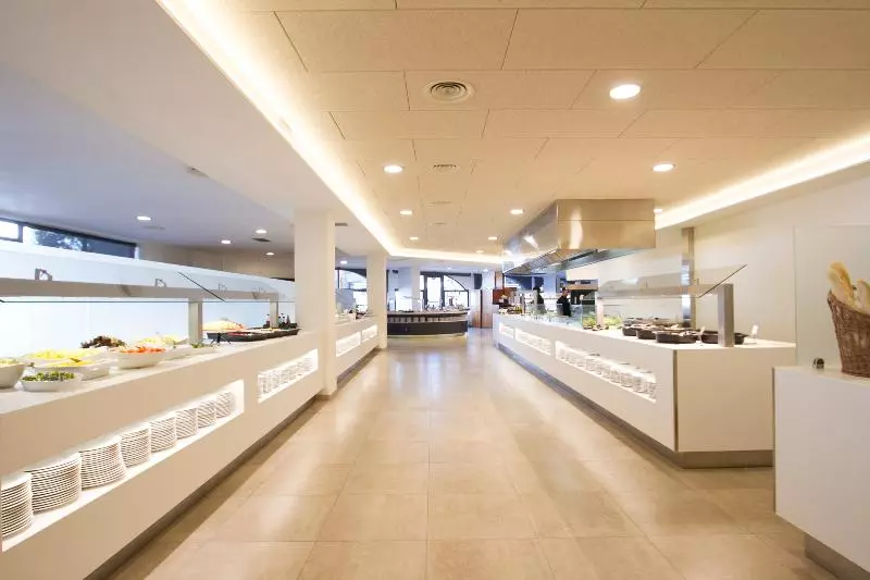 هتل Gran Garbi & Aquasplash