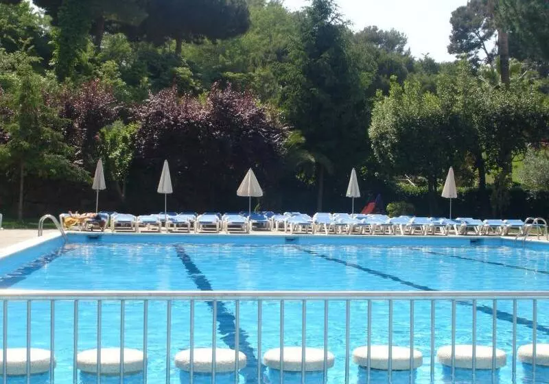 هتل Gran Garbi & Aquasplash