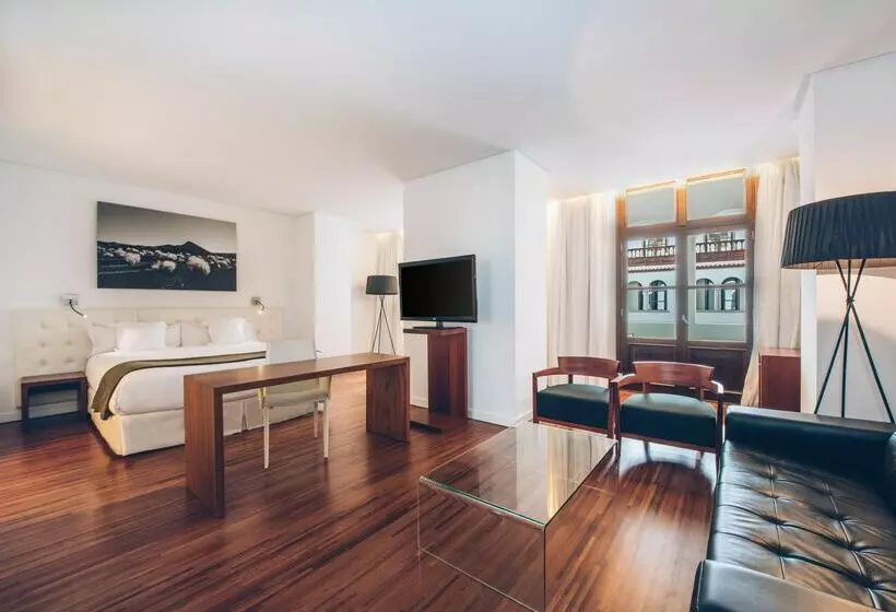 Отель Iberostar Heritage Grand Mencey