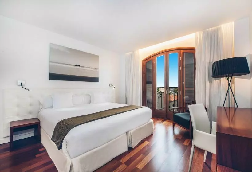 Отель Iberostar Heritage Grand Mencey