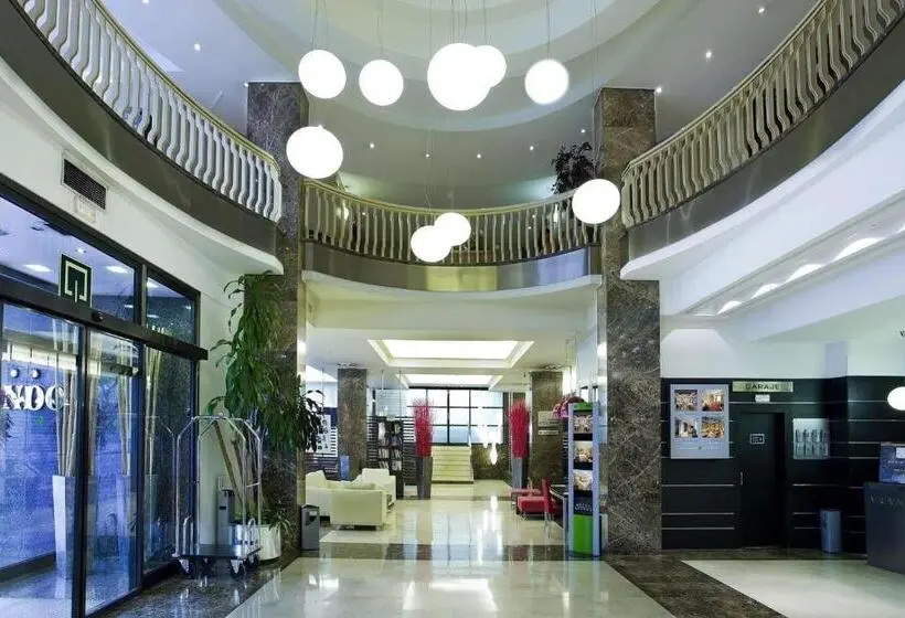 Hotel ILUNION Abando Bilbao