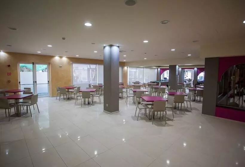 هتل Maria Del Mar