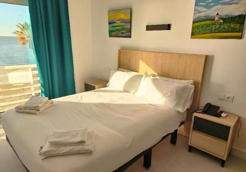 هتل Mediterráneo By Croma