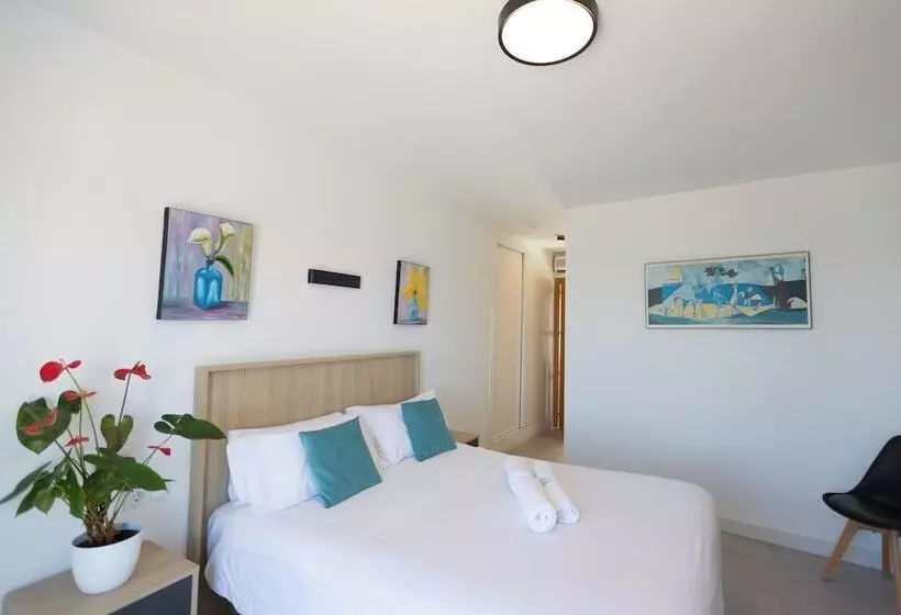 هتل Mediterráneo By Croma