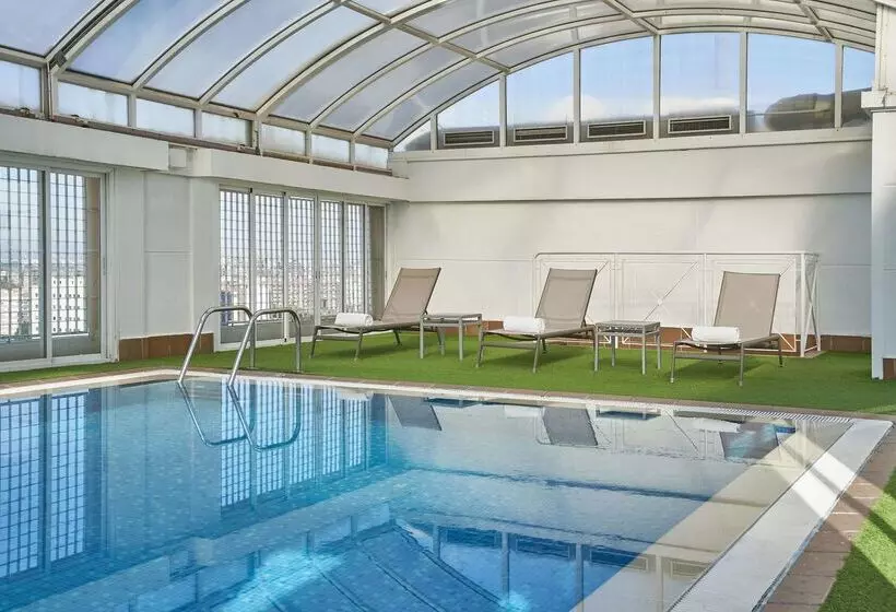 فندق NH Valencia Center