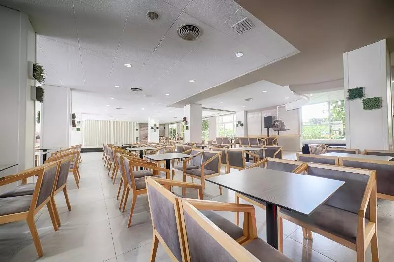 ホテル Ohtels Belvedere