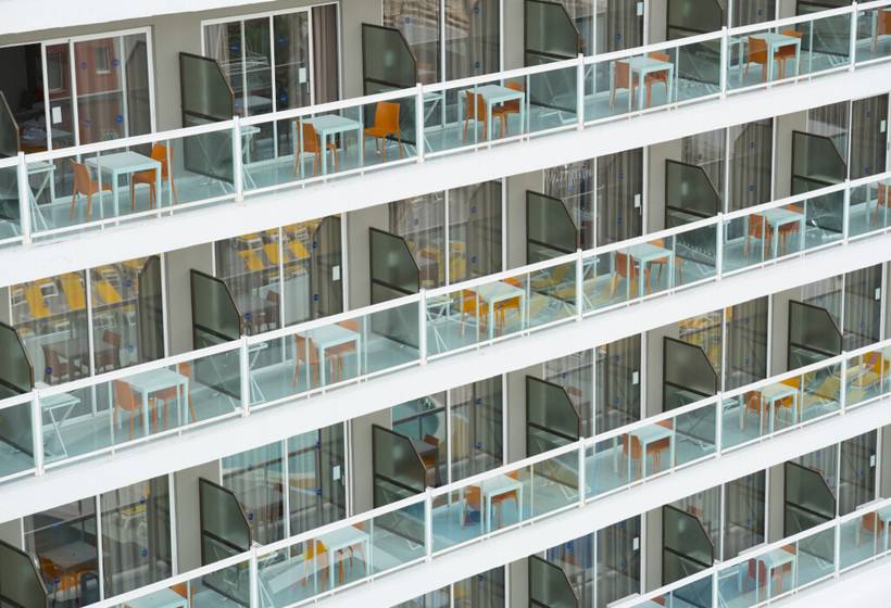 هتل Ohtels Villa Dorada