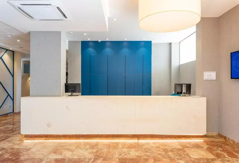 Отель Thb San Fermin