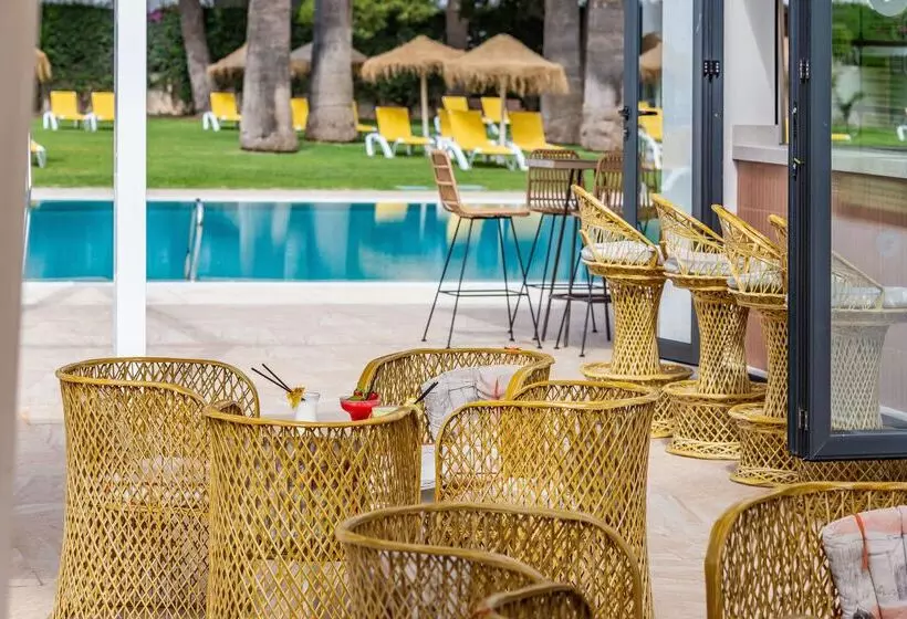 Отель Thb San Fermin