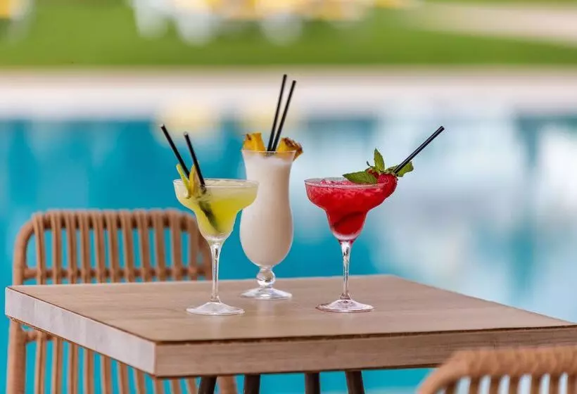 Отель Thb San Fermin