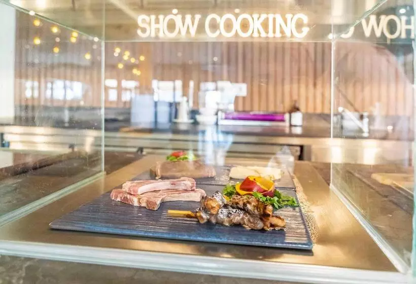 Отель Thb San Fermin