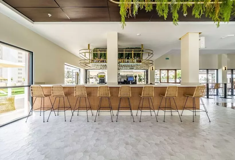 Отель Thb San Fermin