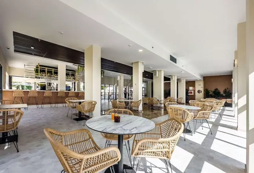 Отель Thb San Fermin