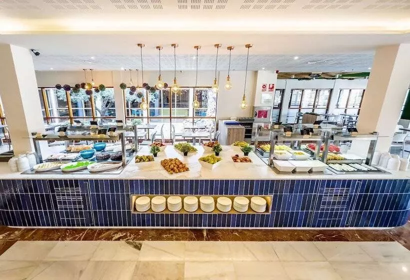 Отель Thb San Fermin