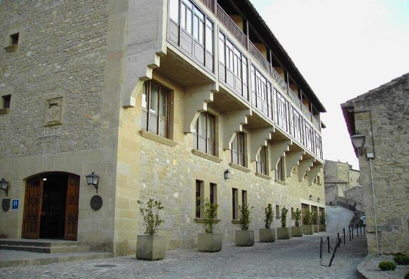 Parador De Sos Del Rey Catolico