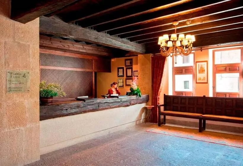 Parador De Sos Del Rey Catolico