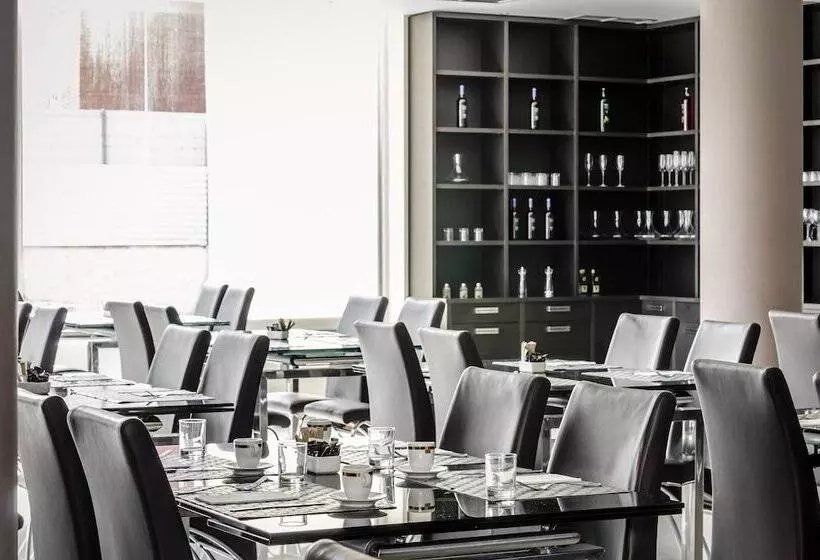 Exe Cunit Suites & Spa