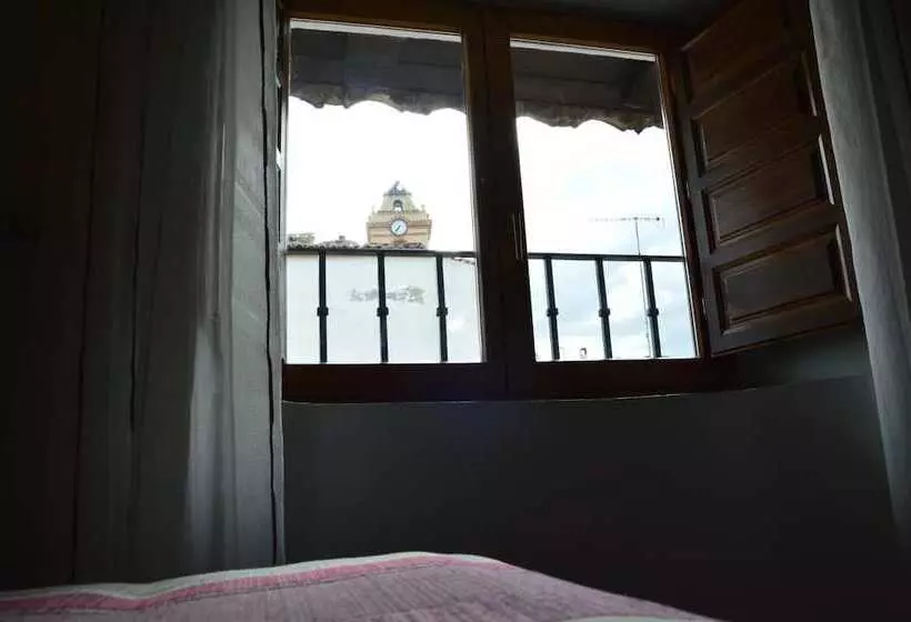 Hostal De Montaña La Casa Grande