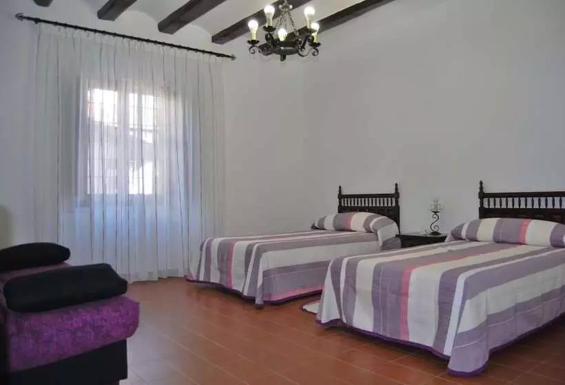 Hostal De Montaña La Casa Grande