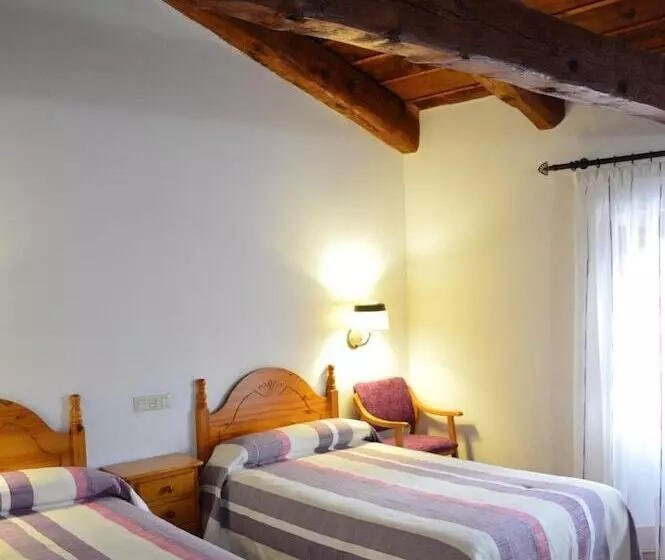 Hostal De Montaña La Casa Grande