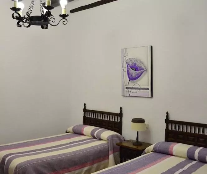 Hostal De Montaña La Casa Grande