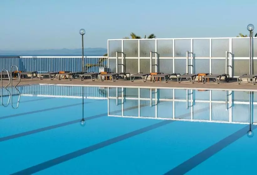 هتل Almadraba Park