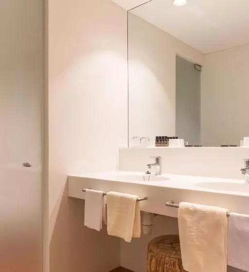 هتل Almadraba Park