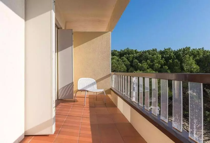 هتل Almadraba Park