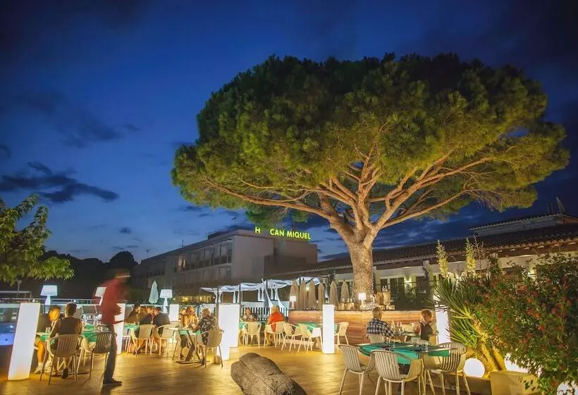 فندق Can Miquel