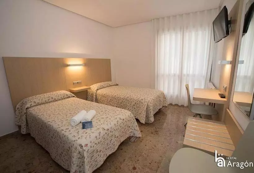 호텔 Hostal Aragón