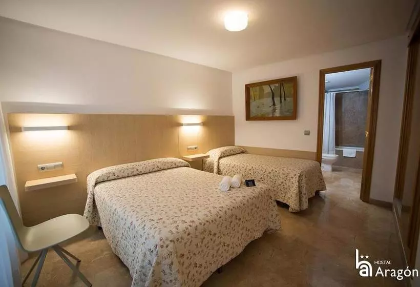호텔 Hostal Aragón