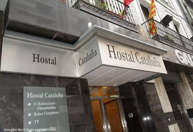 Отель Hostal Cataluña
