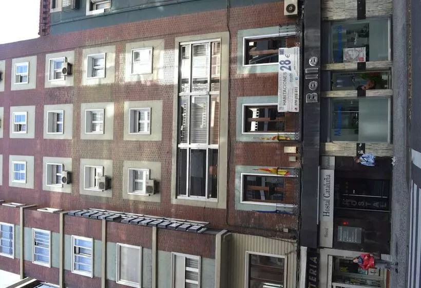 Отель Hostal Cataluña