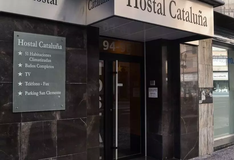 Отель Hostal Cataluña