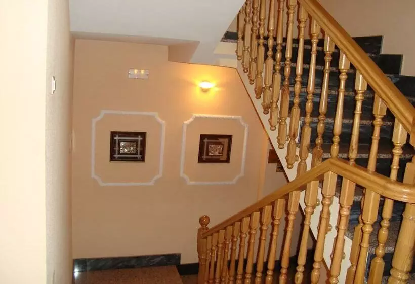 酒店 Hostal Universal