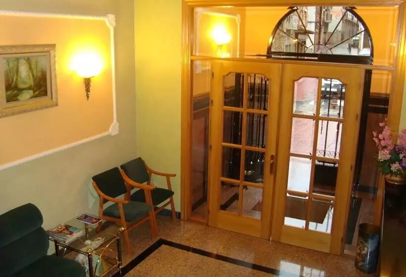 酒店 Hostal Universal