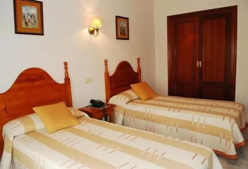 酒店 Hostal Universal