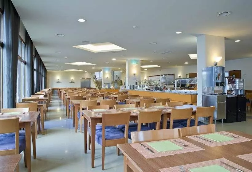 Отель Monterrey Roses By Pierre & Vacances