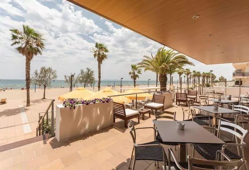 Отель Monterrey Roses By Pierre & Vacances